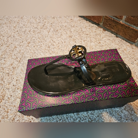 Tory Burch - Picture 6 of 9